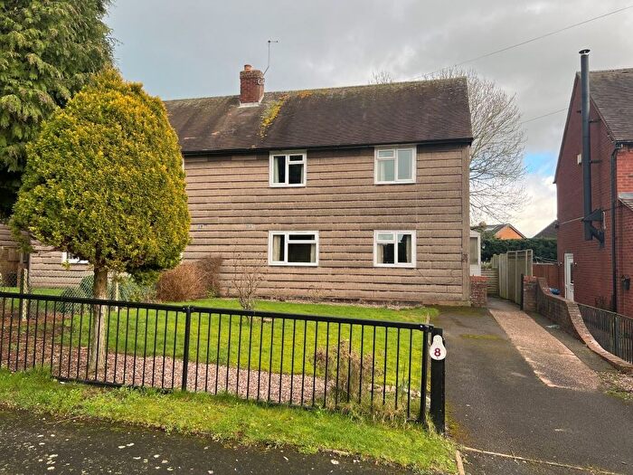 3 Bedroom Semi Detached House For Sale In Heath Way, Rugeley, WS15