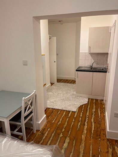 1 Bedroom Studio To Rent In Walpole Road, London, N17