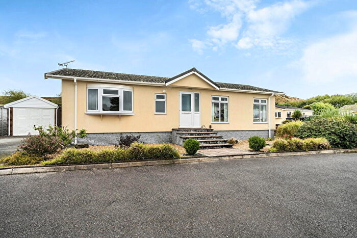 2 Bedroom Park Home For Sale In The Heathers, Gainsborough Park, Foxhole, St. Austell, Cornwall, PL26