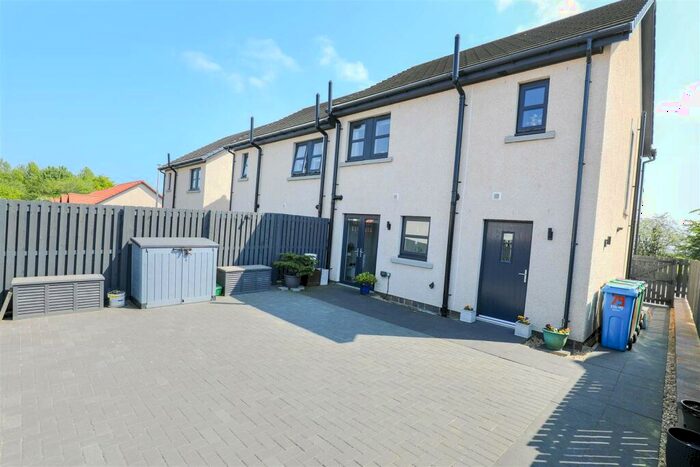 3 Bedroom Semi-Detached House For Sale In The Avenue, Lochgelly, KY5