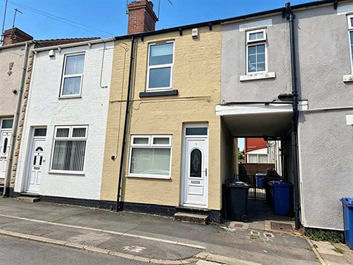2 Bedroom End Of Terrace House To Rent In Barker Street, Mexborough, S64