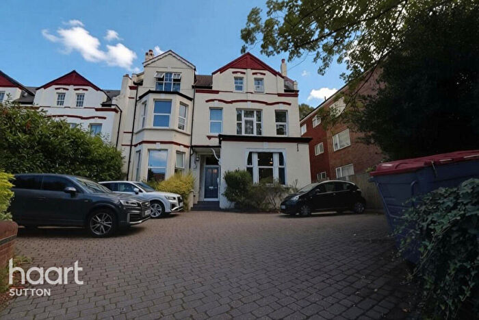1 Bedroom Apartment For Sale In Brighton Road, Sutton, SM2