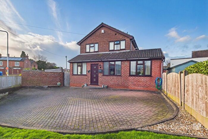 4 Bedroom Detached House For Sale In Heath Road, Uttoxeter, ST14