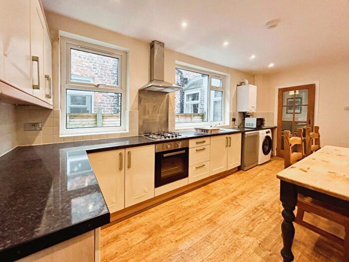 4 Bedroom Terraced House To Rent In Richmond Road, Manchester, Greater Manchester, M14