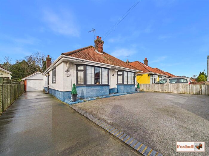 3 Bedroom Detached Bungalow For Sale In Temple Road, Ipswich, IP3