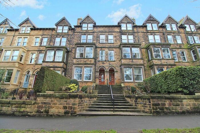 2 Bedroom Flat To Rent In Valley Drive, Harrogate, HG2