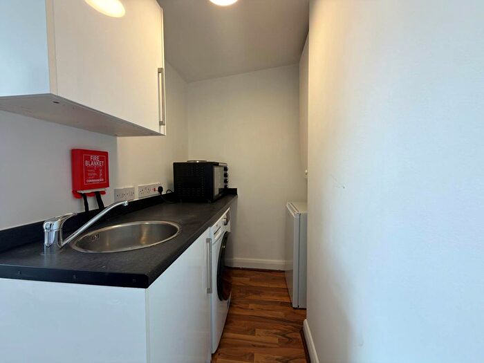 Studio To Rent In Harringay Road, Harringay Ladder, N15
