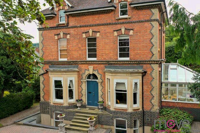 2 Bedroom Apartment To Rent In Battledown View, Battledown, GL52