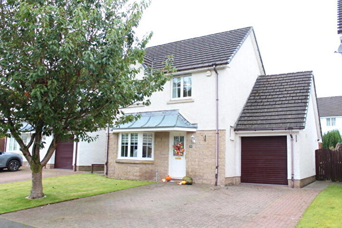 3 Bedroom Detached Villa For Sale In Clairinsh, Balloch, G83
