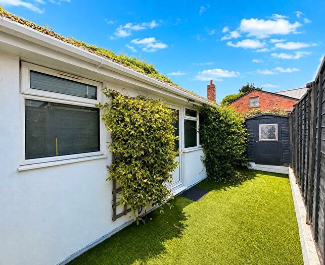 1 Bedroom Flat To Rent In Ham Road, Worthing, BN11