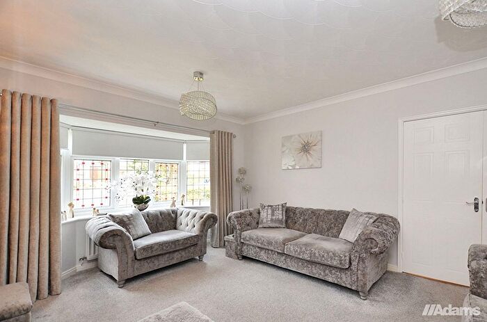 4 Bedroom Detached House For Sale In Pinners Fold, Norton, WA7