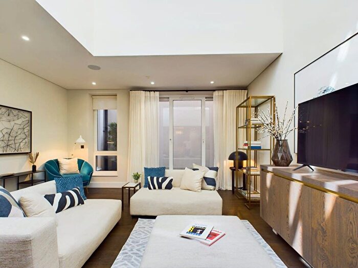 2 Bedroom Flat To Rent In City Of London, EC1N