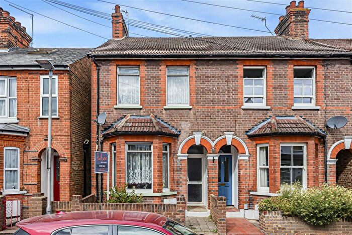 3 Bedroom End Of Terrace House For Sale In Royston Road, St. Albans, AL1