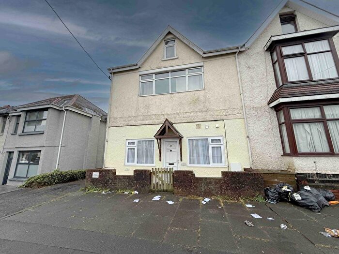 1 Bedroom Flat To Rent In Front Flat, Alexandra Road, Swansea, West Glamorgan, SA4