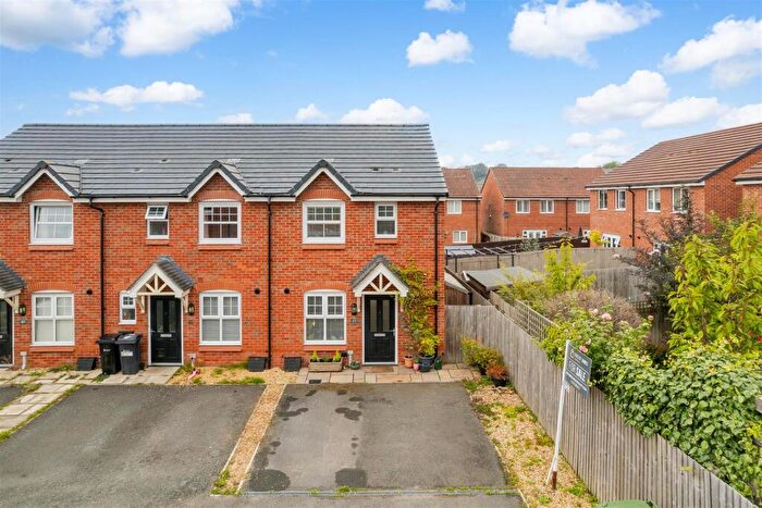 3 Bedroom End Of Terrace House For Sale In Muskett Drive, Northwich, CW8