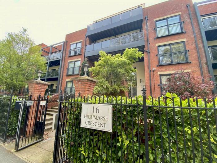 2 Bedroom Flat To Rent In Highmarsh Crescent, West Didsbury, Manchester, M20