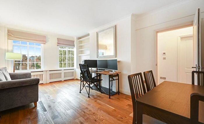 2 Bedroom Apartment To Rent In Abercorn Place, St John's Wood, London, NW8