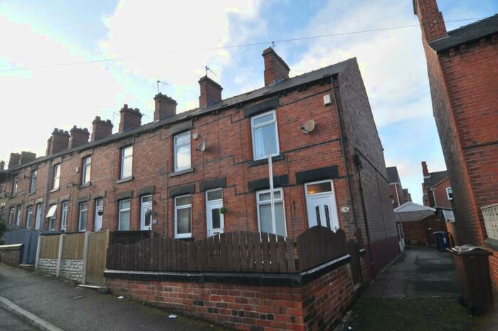 2 Bedroom House To Rent In Victoria Road, Wombwell, S73