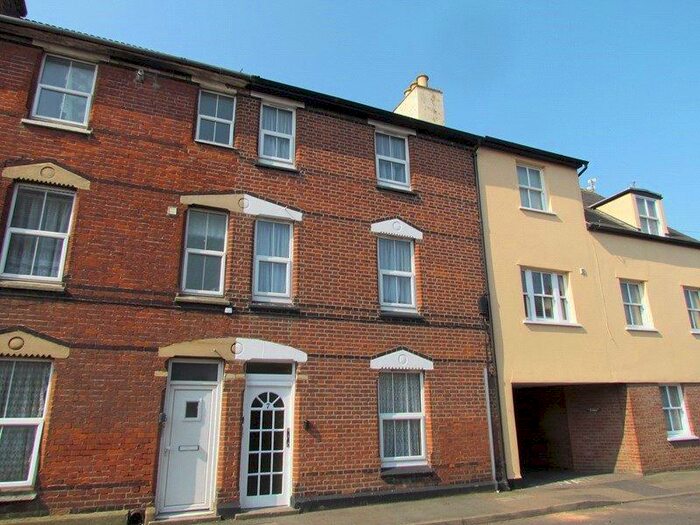 1 Bedroom Apartment To Rent In George Street, Harwich, Essex, CO12