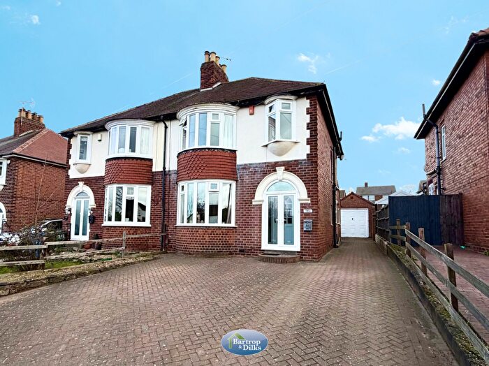 3 Bedroom Semi-Detached House For Sale In Carlton Road, Worksop, S81