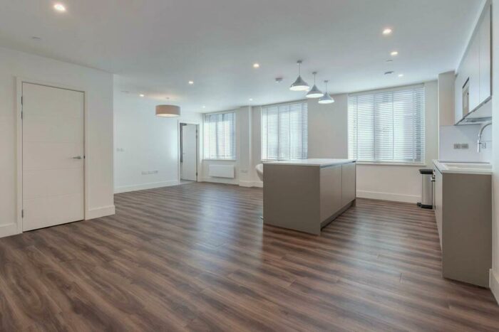 2 Bedroom Apartment To Rent In The Lightwell, Cornwall Street, Birmingham, B3