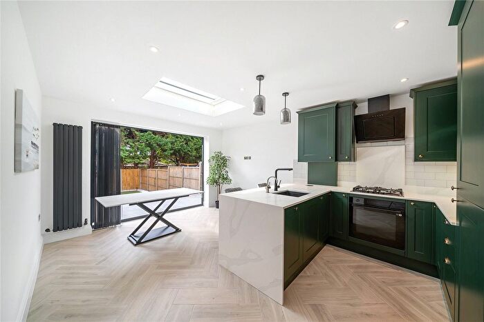 6 Bedroom Semi-Detached House To Rent In Casewick Road, London, SE27