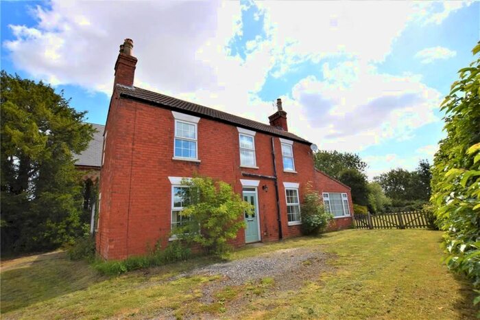 3 Bedroom Cottage For Sale In Sloothby, Alford LN13