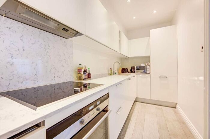 Studio To Rent In Trebovir Road, Earls Court, SW5