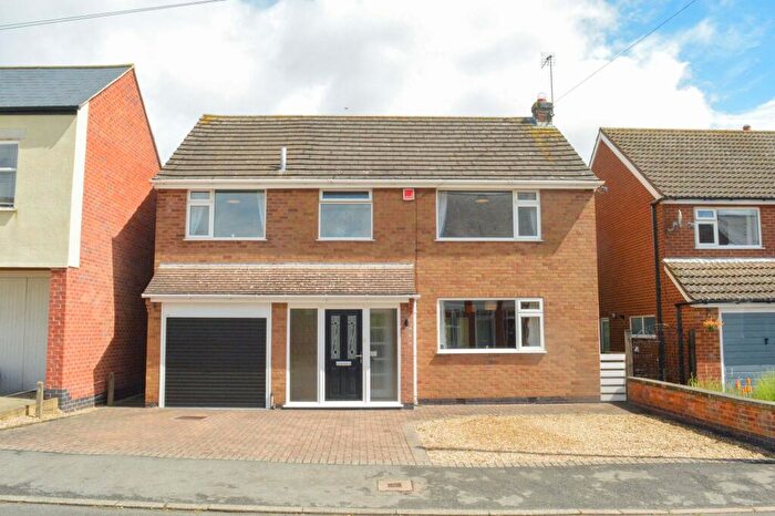 4 Bedroom Detached House For Sale In Highfield Street, Fleckney, Leicester, LE8