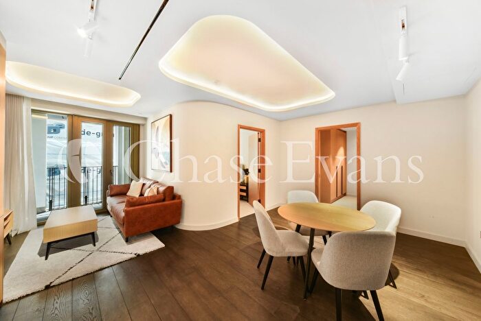 2 Bedroom Flat To Rent In Fareham Street, Soho, London, W1F