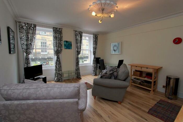 2 Bedroom Flat To Rent In William Street, West End, Edinburgh, EH3