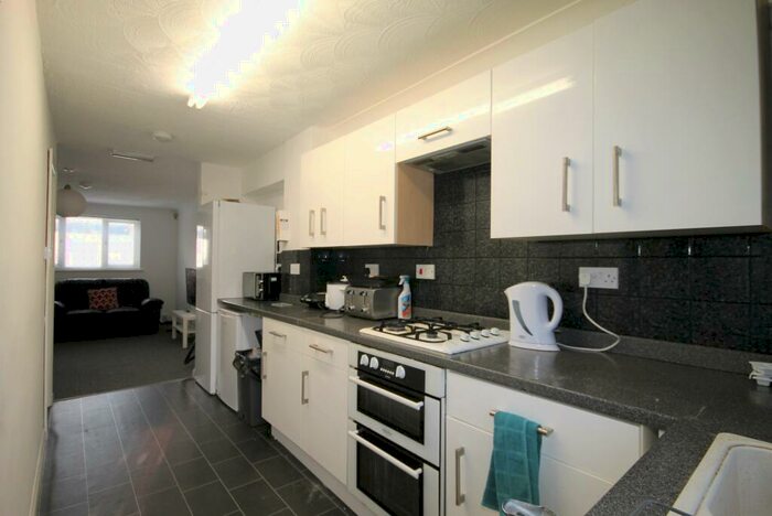 1 Bedroom Semi-Detached House To Rent In Room, Regency Place, Canterbury, CT1