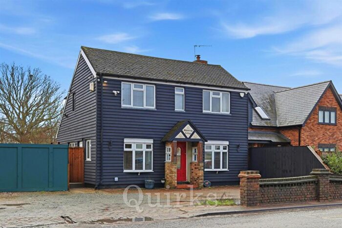 4 Bedroom Detached House For Sale In Crays Hill, Billericay, CM11