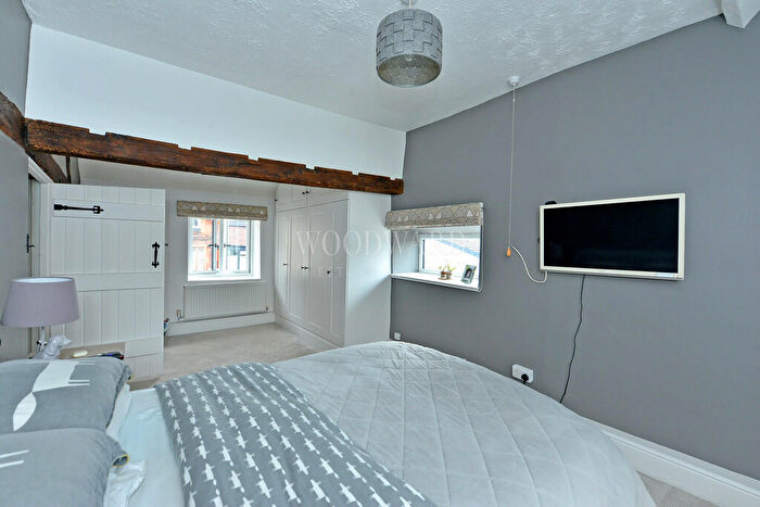 2 Bedroom Cottage For Sale In Church Street, Kilburn, DE56