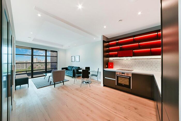 1 Bedroom Apartment To Rent In Bridgewater House, London City Island, London, E14