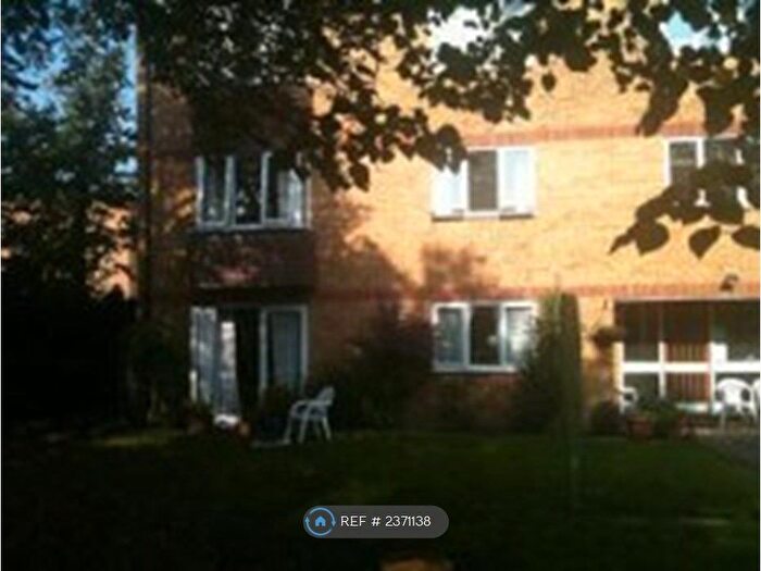 1 Bedroom Flat To Rent In Eton Wick Road, Eton Wick, Windsor, SL4