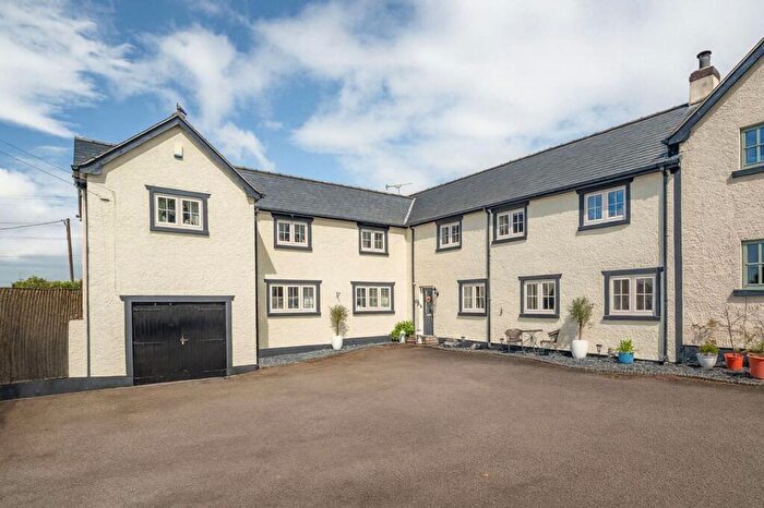4 Bedroom Semi-Detached House For Sale In Tremeirchion, St. Asaph, LL17