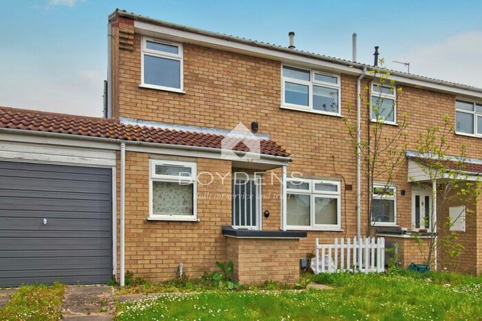 1 Bedroom Terraced House To Rent In Kingfisher Close Colchester, Essex, CO4