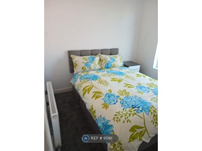 5 Bedroom Terraced House To Rent In Off Hamilton Road, Manchester, M13