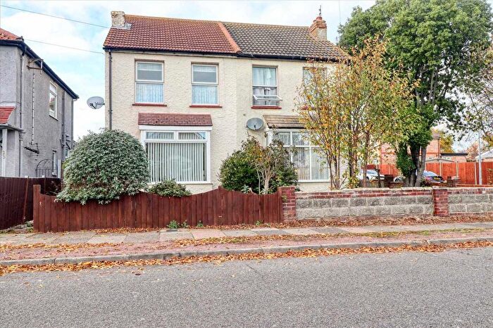 3 Bedroom Semi-Detached House For Sale In Berkeley Road, Clacton On Sea, CO15