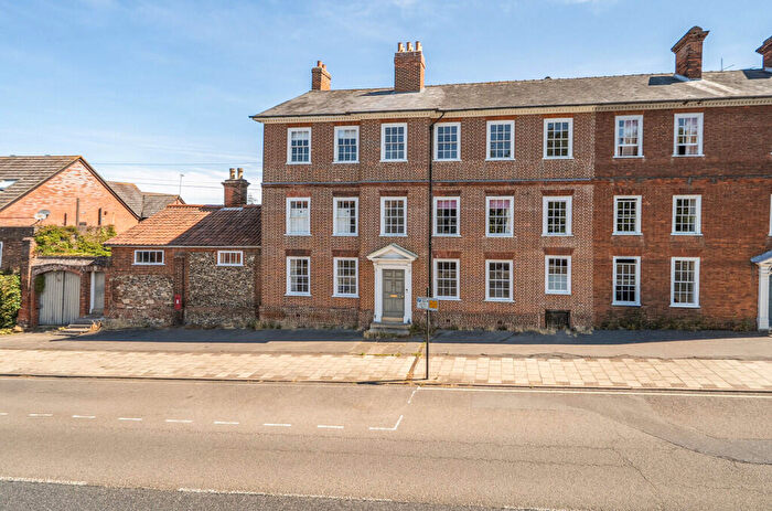 6 Bedroom Town House For Sale In Bury St. Edmunds, Suffolk., IP33