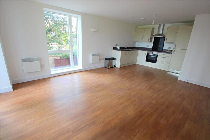 2 Bedroom Apartment To Rent In Coronation Court, Southville, Bristol, BS3