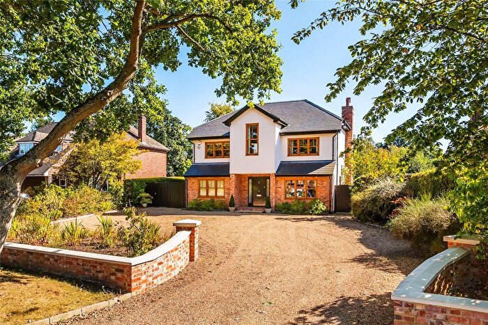 4 Bedroom Detached House For Sale In Send, Surrey, GU23
