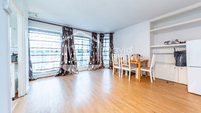 2 Bedroom Flat To Rent In Crouch Hill, Crouch End, London, N8