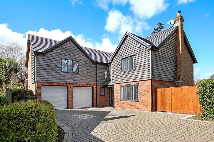 5 Bedroom Detached House For Sale In Rownhams Lane, Rownhams, Southampton, Hampshire, SO16