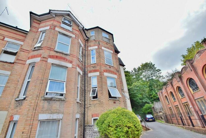 Flat To Rent In Bournemouth, BH1