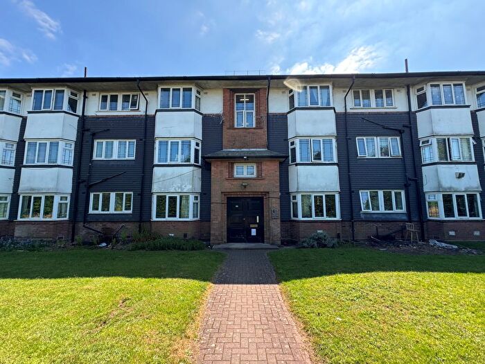 1 Bedroom Flat To Rent In Gibbins Road, Birmingham, B29