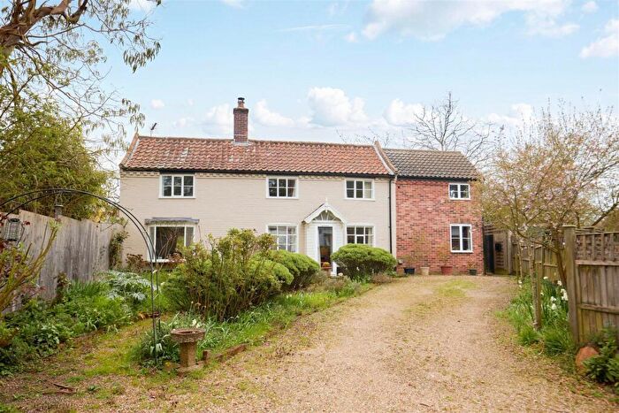 3 Bedroom Cottage For Sale In Homersfield, Harleston, IP20