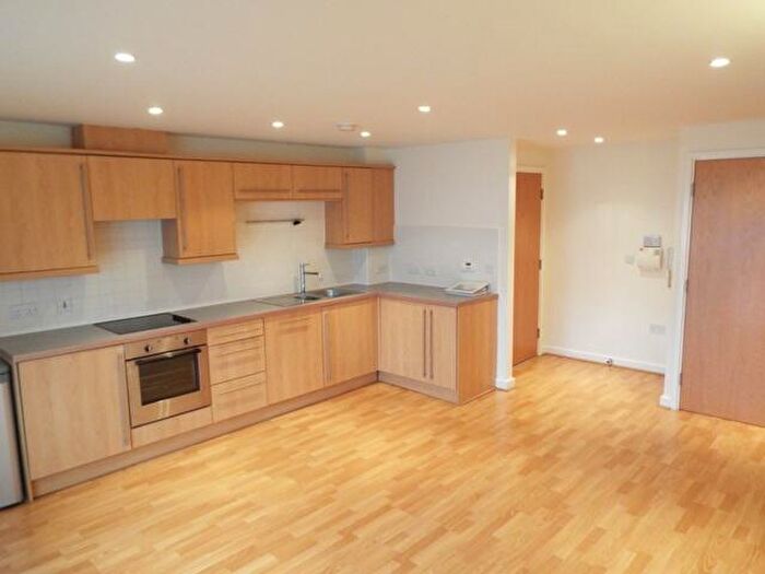 1 Bedroom Apartment To Rent In Queens View, Park Grange Road, Nr City Centre, S2