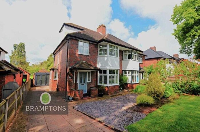 4 Bedroom Semi-Detached House For Sale In Beresford Crescent, Westlands, Newcastle-under-Lyme, ST5
